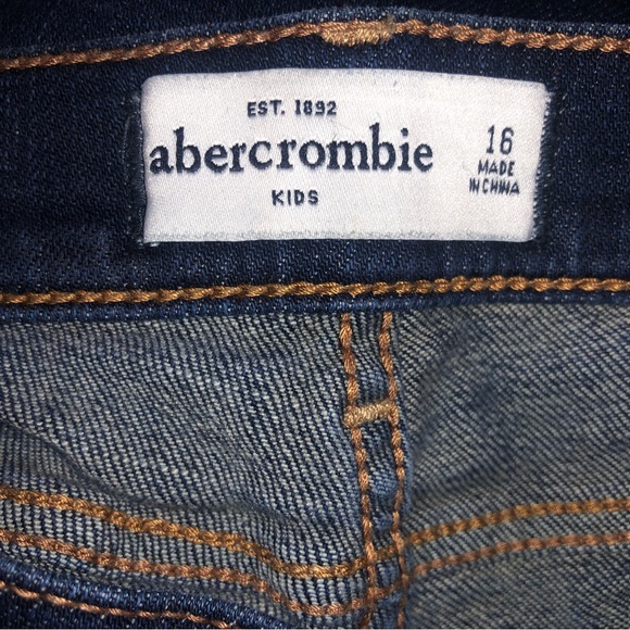 NWOT Abercrombie KIDS sz 16 Girls DARK DENIM DESTRUCTED  Skinny Jeggings - Picture 9 of 11